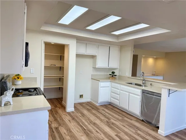 $530,900 | 15620 Smoke Tree Street, Hesperia, CA 92345