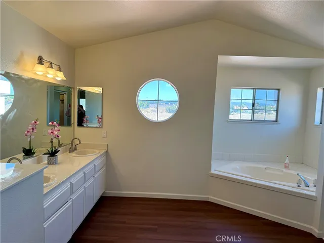 $530,900 | 15620 Smoke Tree Street, Hesperia, CA 92345