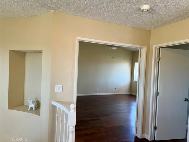 $530,900 | 15620 Smoke Tree Street, Hesperia, CA 92345