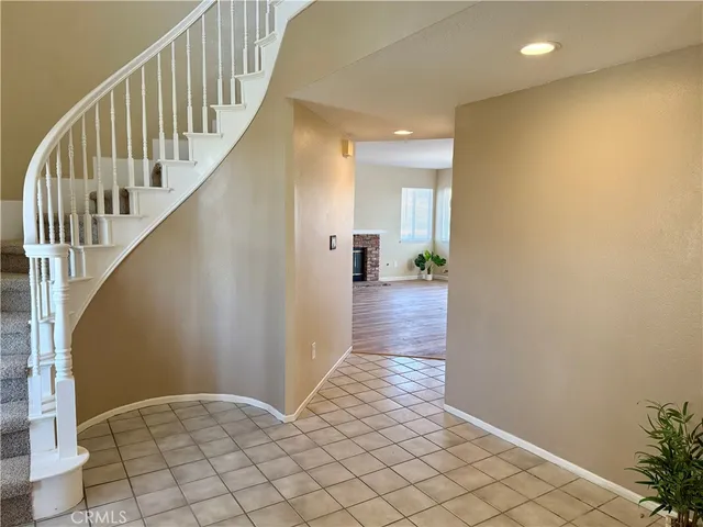 $530,900 | 15620 Smoke Tree Street, Hesperia, CA 92345