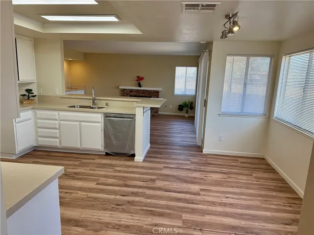 $530,900 | 15620 Smoke Tree Street, Hesperia, CA 92345