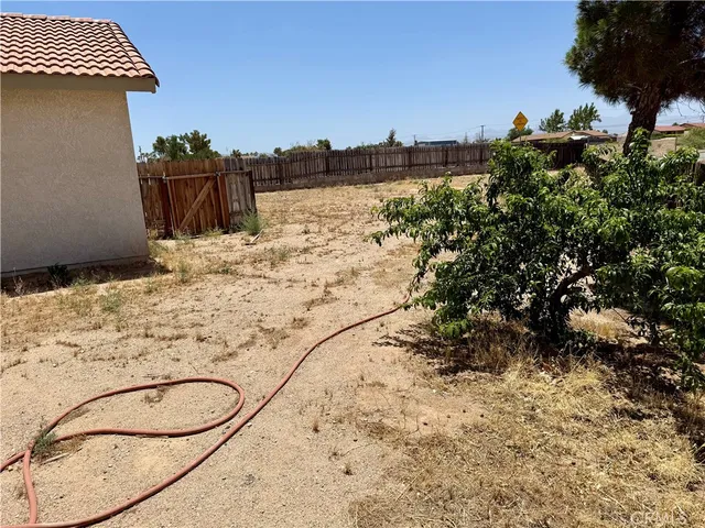 $530,900 | 15620 Smoke Tree Street, Hesperia, CA 92345