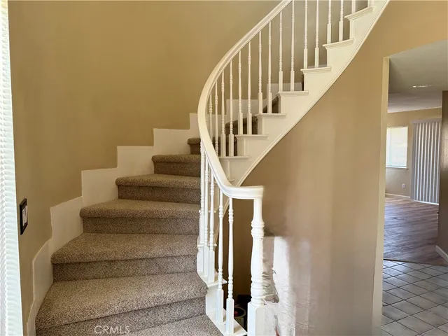 $530,900 | 15620 Smoke Tree Street, Hesperia, CA 92345