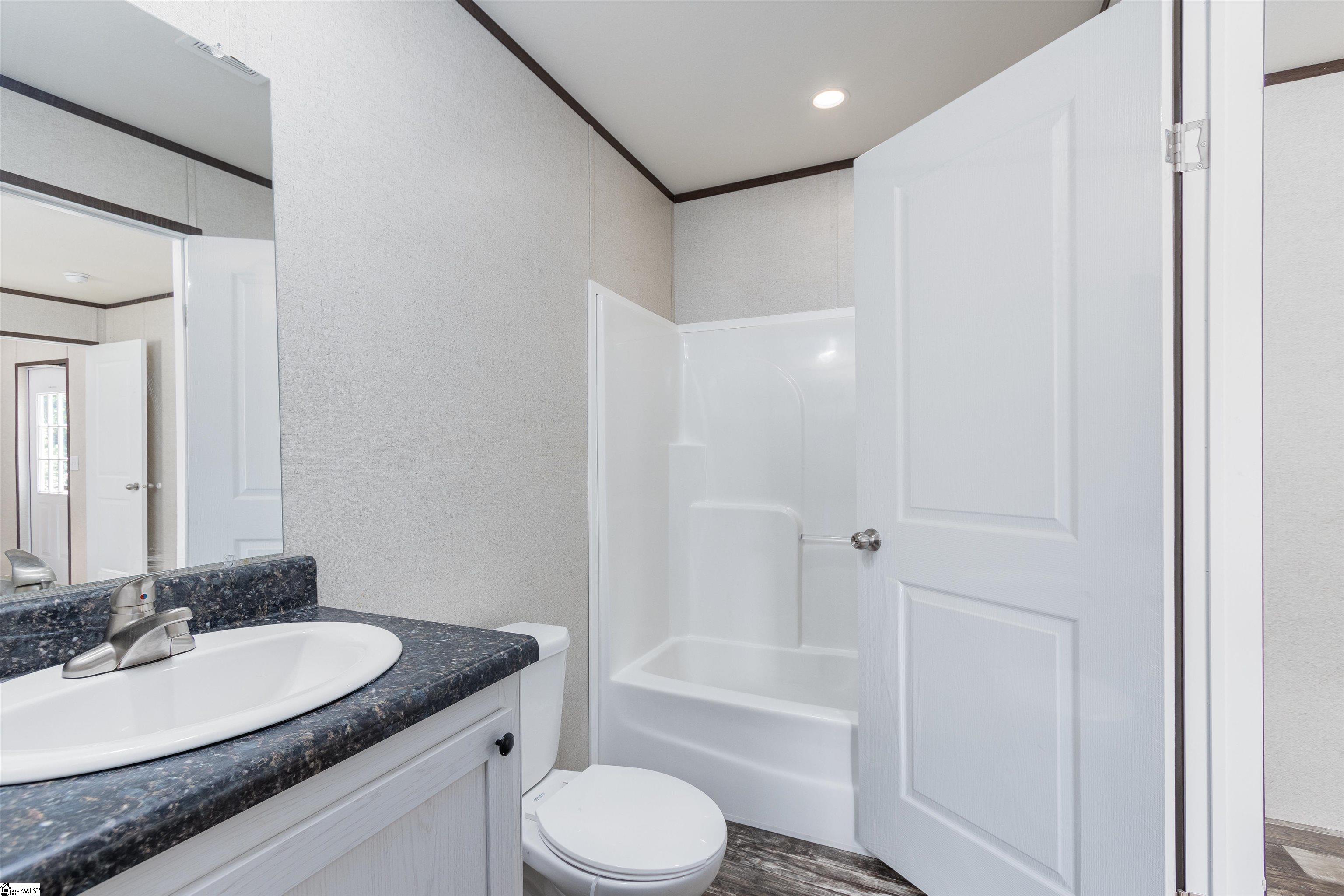 105 Gray Barn Road Laurens, SC 29360 - Photo 10 of 17 Gallery Image 10