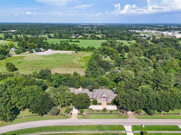 $1,175,888 | 22222 Holly Creek Trail, Tomball, TX 77377