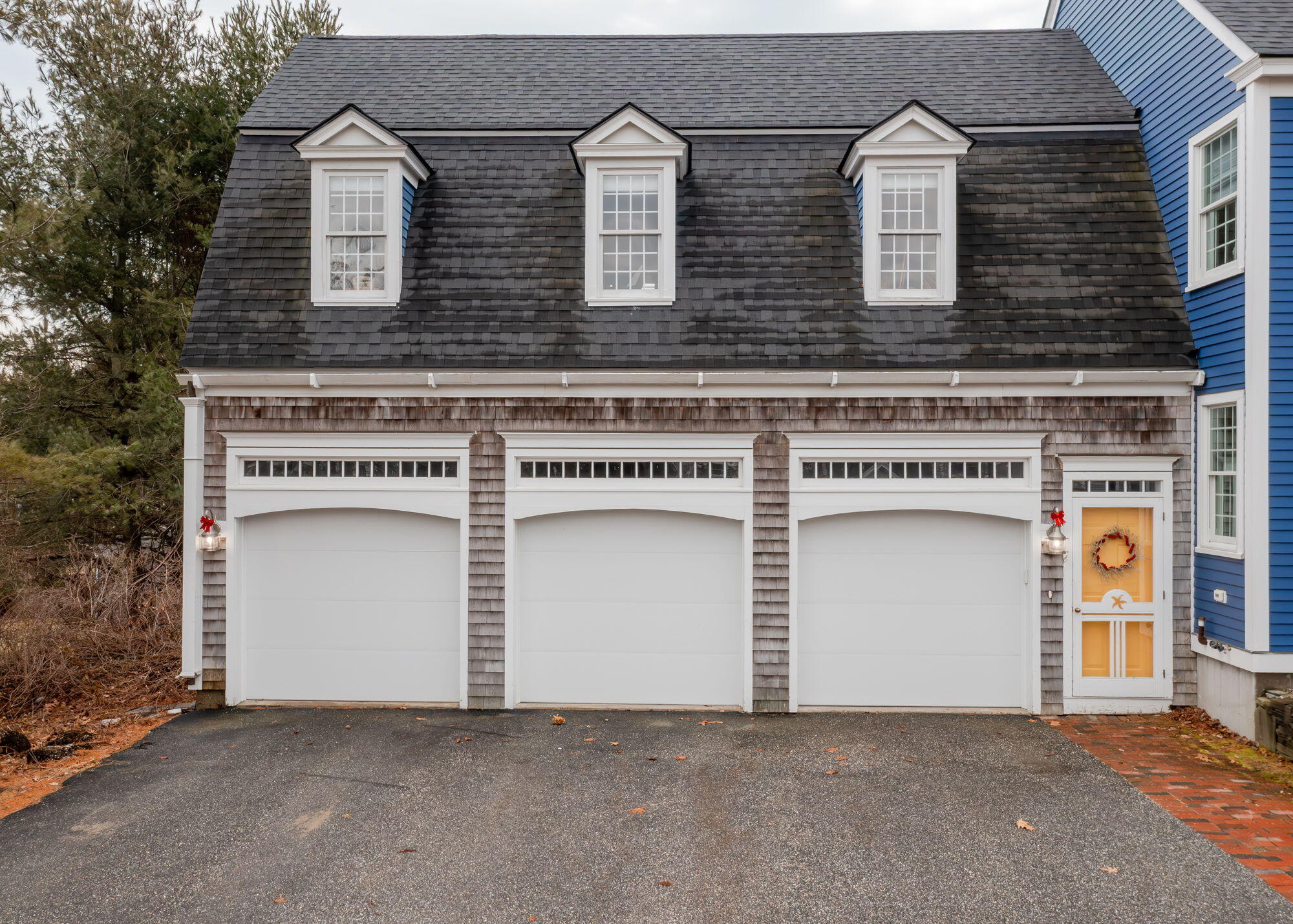 15 Fowler Farm Road Scarborough, ME 04074 - Photo 44 of 58 3 Car Garage!