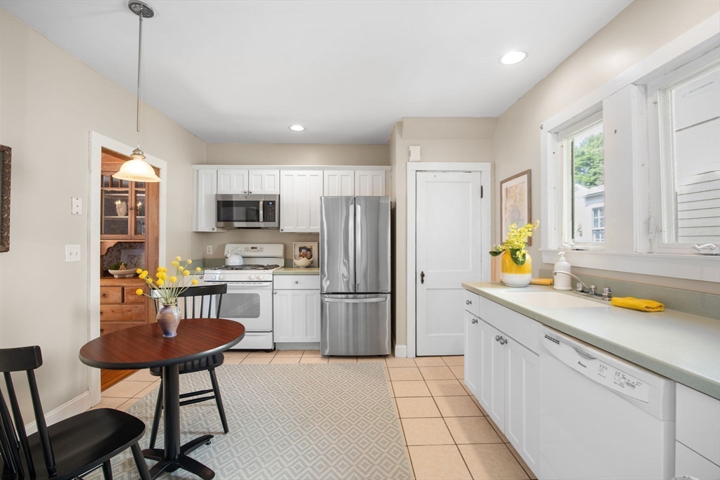 46 Kimball Road Arlington, MA 02474 - Photo 7 of 16 Gallery Image 7