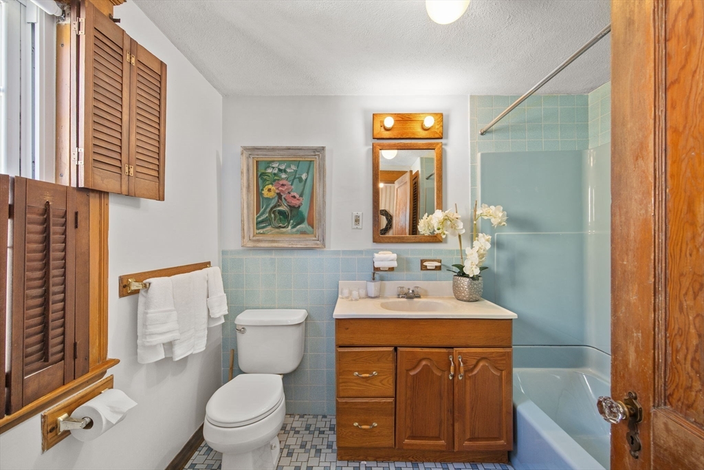 46 Kimball Road Arlington, MA 02474 - Photo 10 of 16 Gallery Image 10