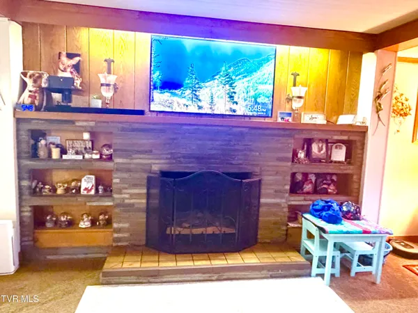 $275,000 | 130 Chatham Drive, Clintwood, VA 24228