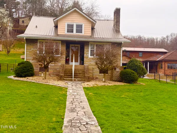 $275,000 | 130 Chatham Drive, Clintwood, VA 24228