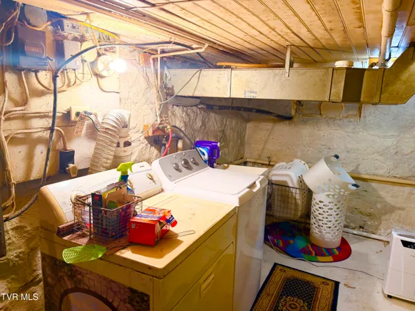 $275,000 | 130 Chatham Drive, Clintwood, VA 24228