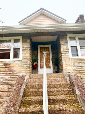 $275,000 | 130 Chatham Drive, Clintwood, VA 24228