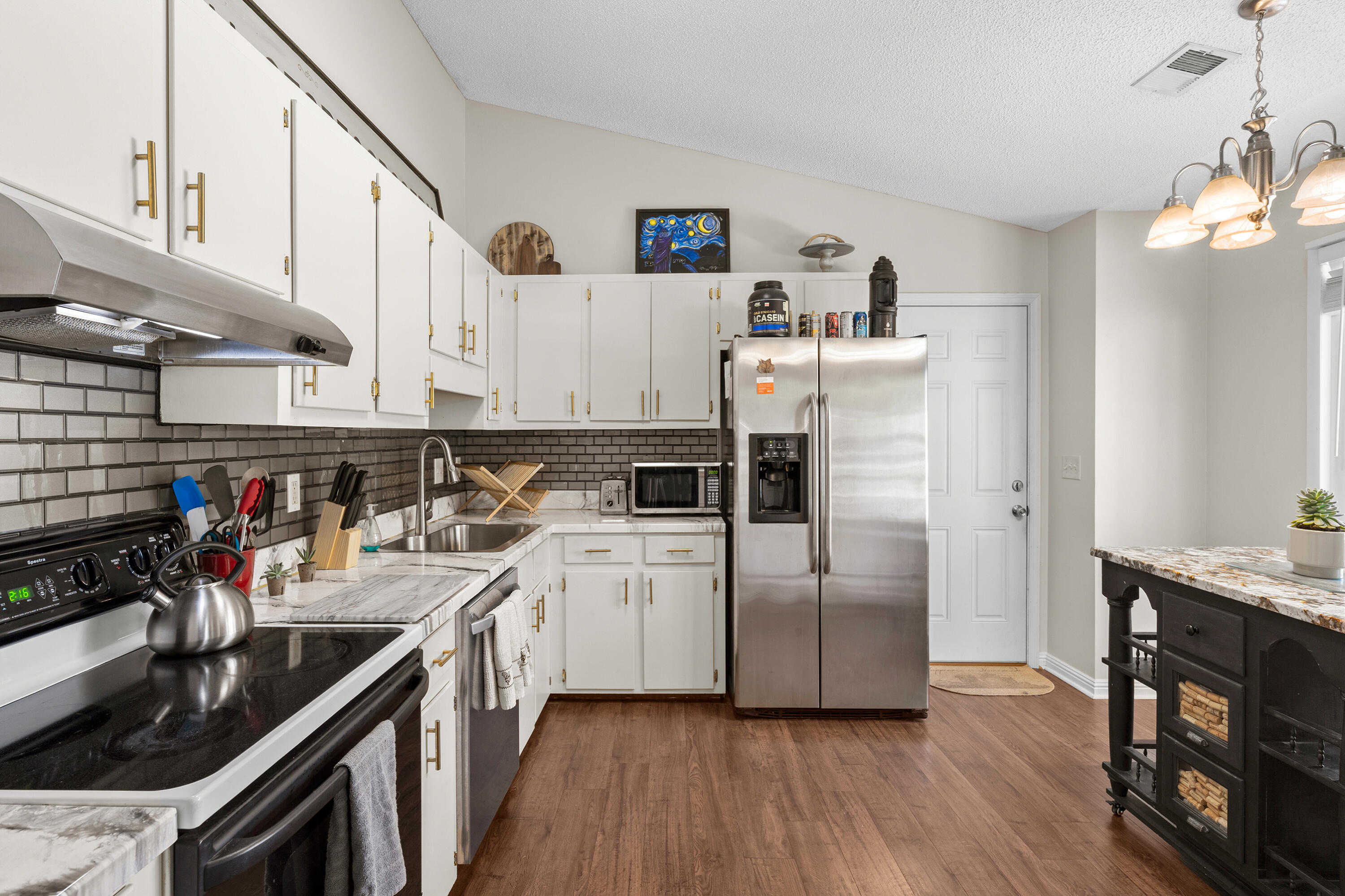 102 Coventry Road Summerville, SC 29486 - Photo 13 of 27 13