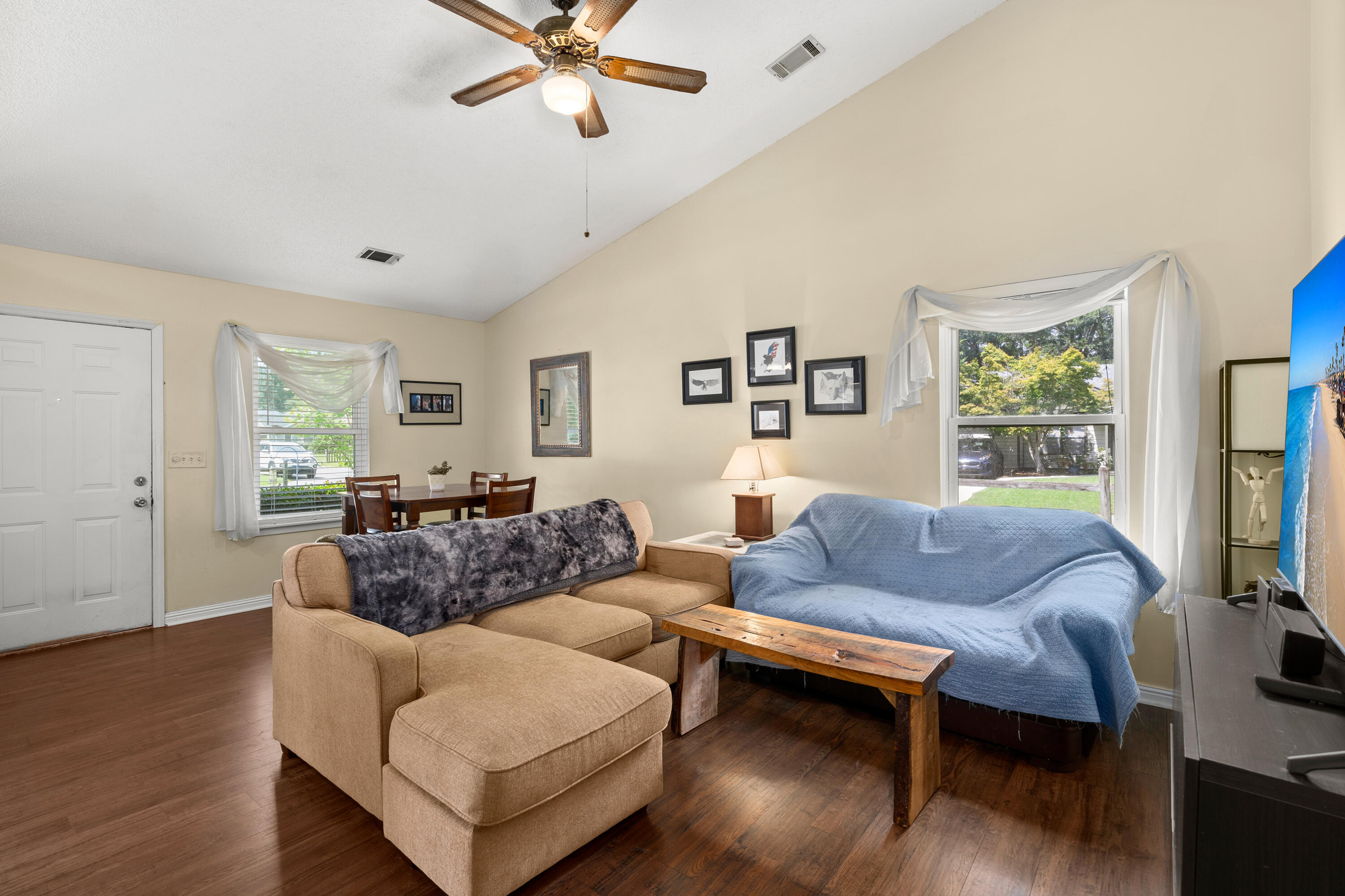 102 Coventry Road Summerville, SC 29486 - Photo 9 of 27 9