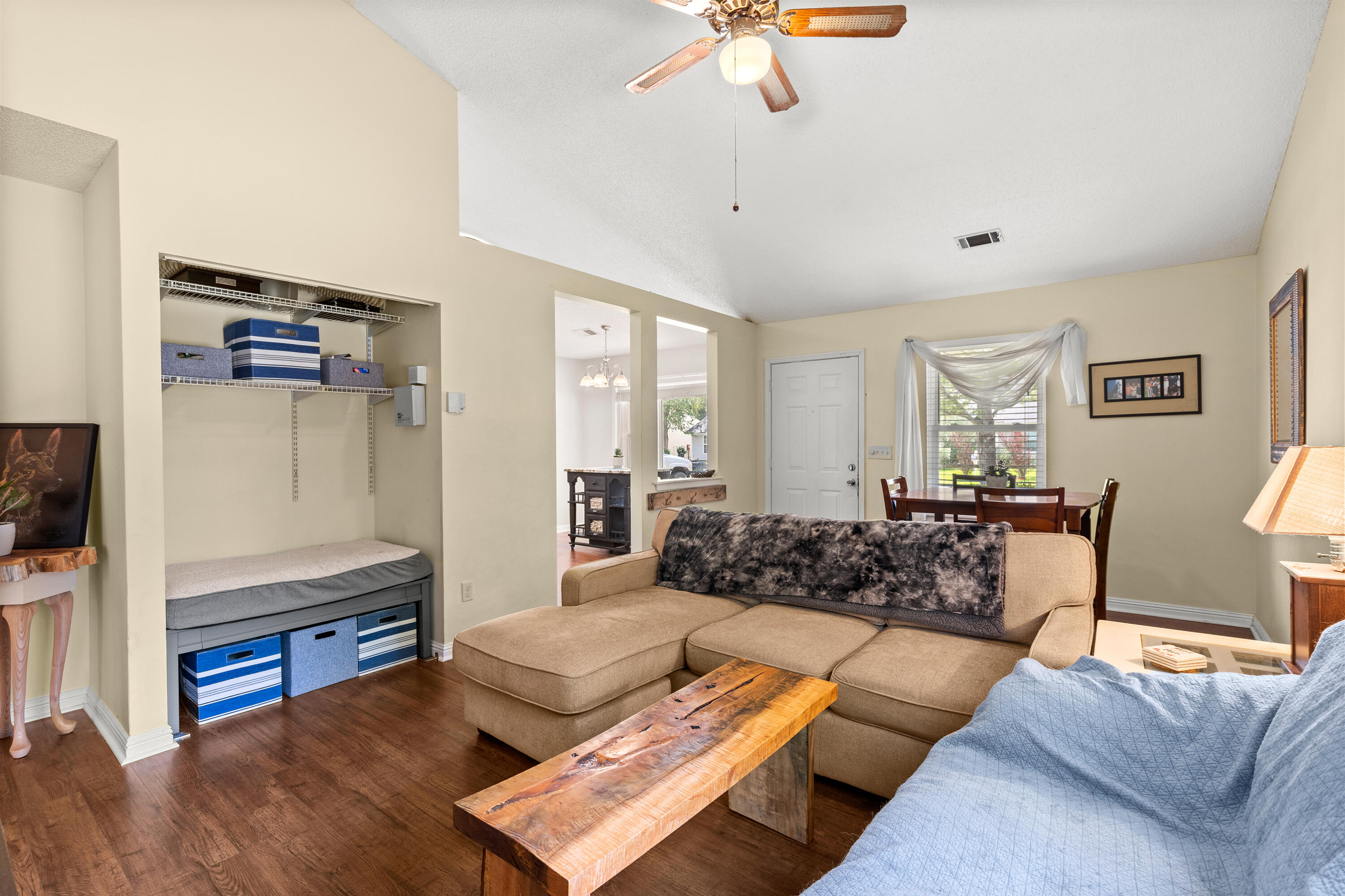 102 Coventry Road Summerville, SC 29486 - Photo 10 of 27 10