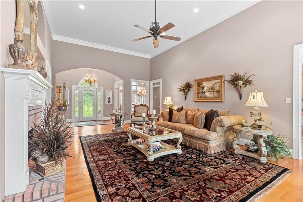 4315 Marble Arch Way Flowery Branch, GA 30542 - Photo 13 of 84