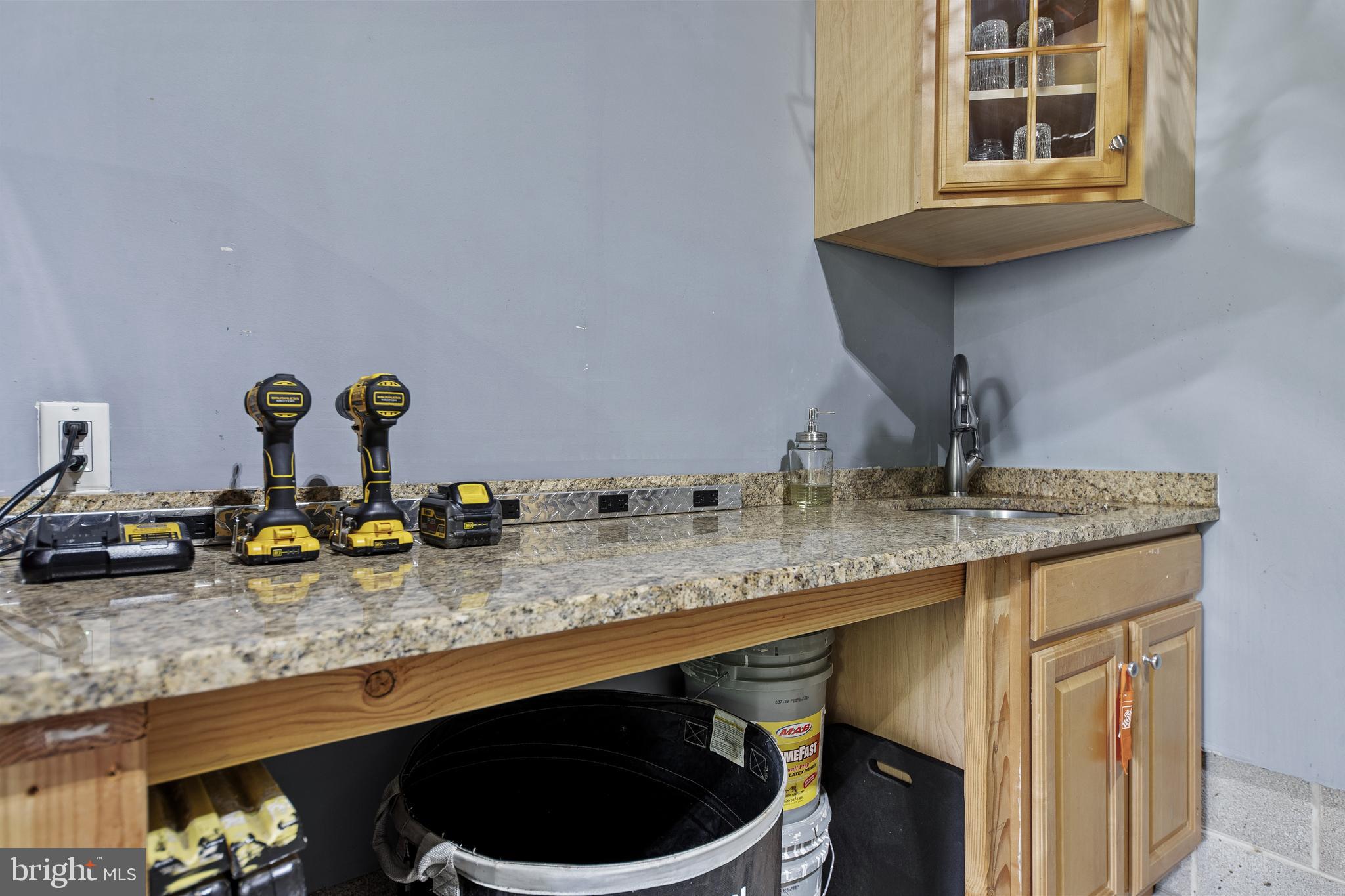 15 Rutland Shamong, NJ 08088 - Photo 72 of 109 Garage