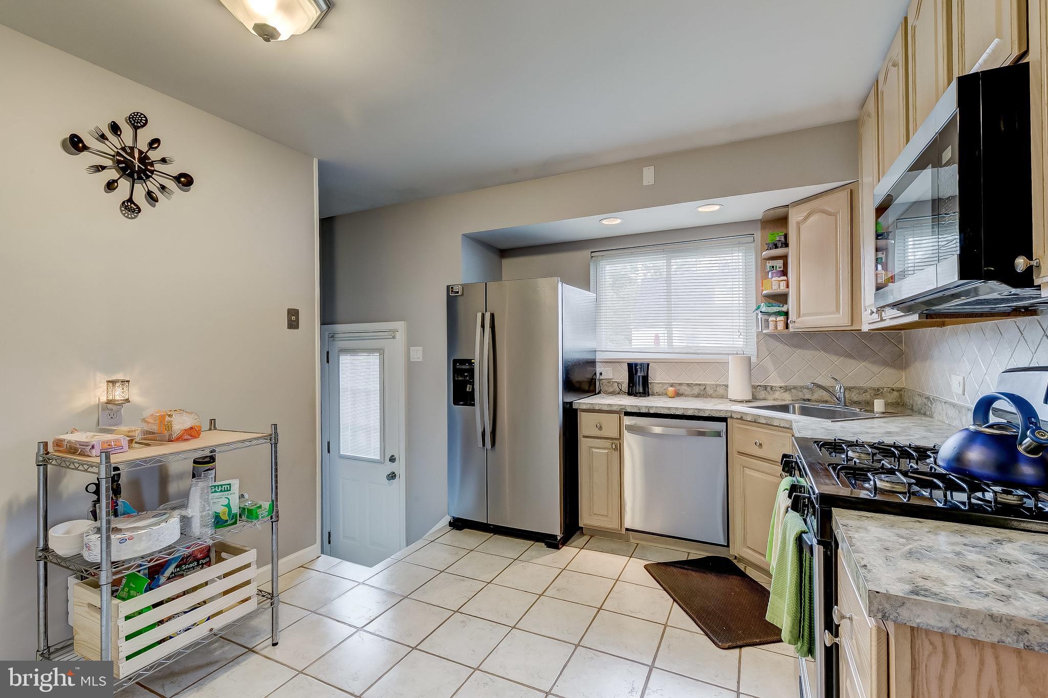 6917 Digby Road Baltimore, MD 21207 - Photo 14 of 40
