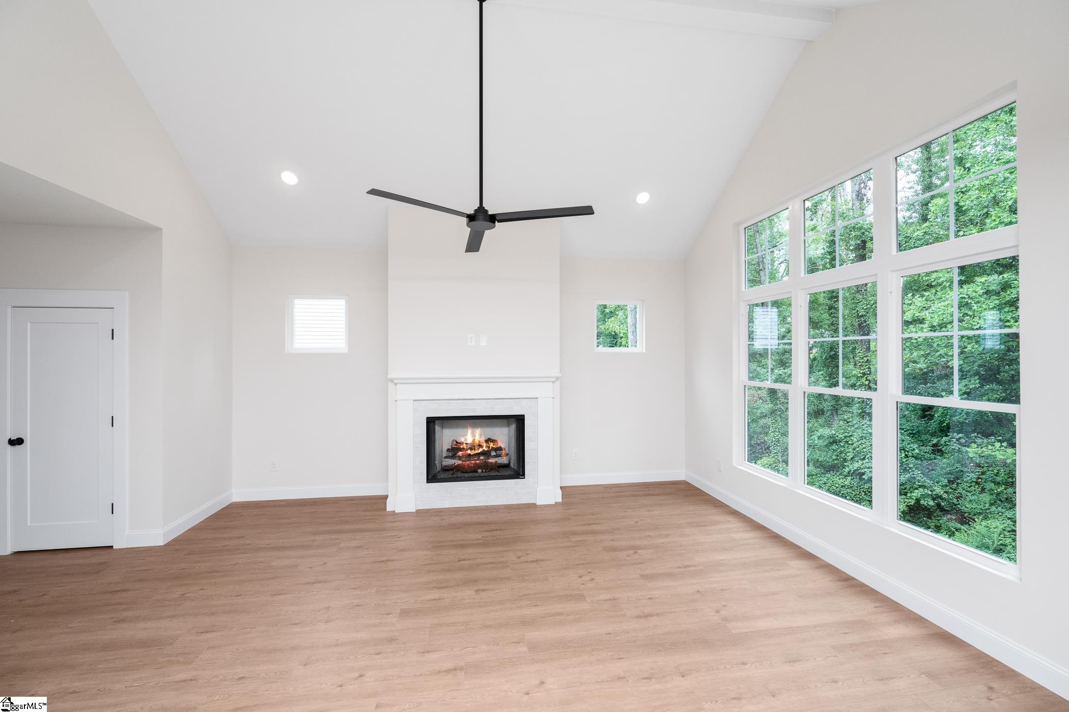 107 A Elcon Drive Greer, SC 29650 - Photo 5 of 23