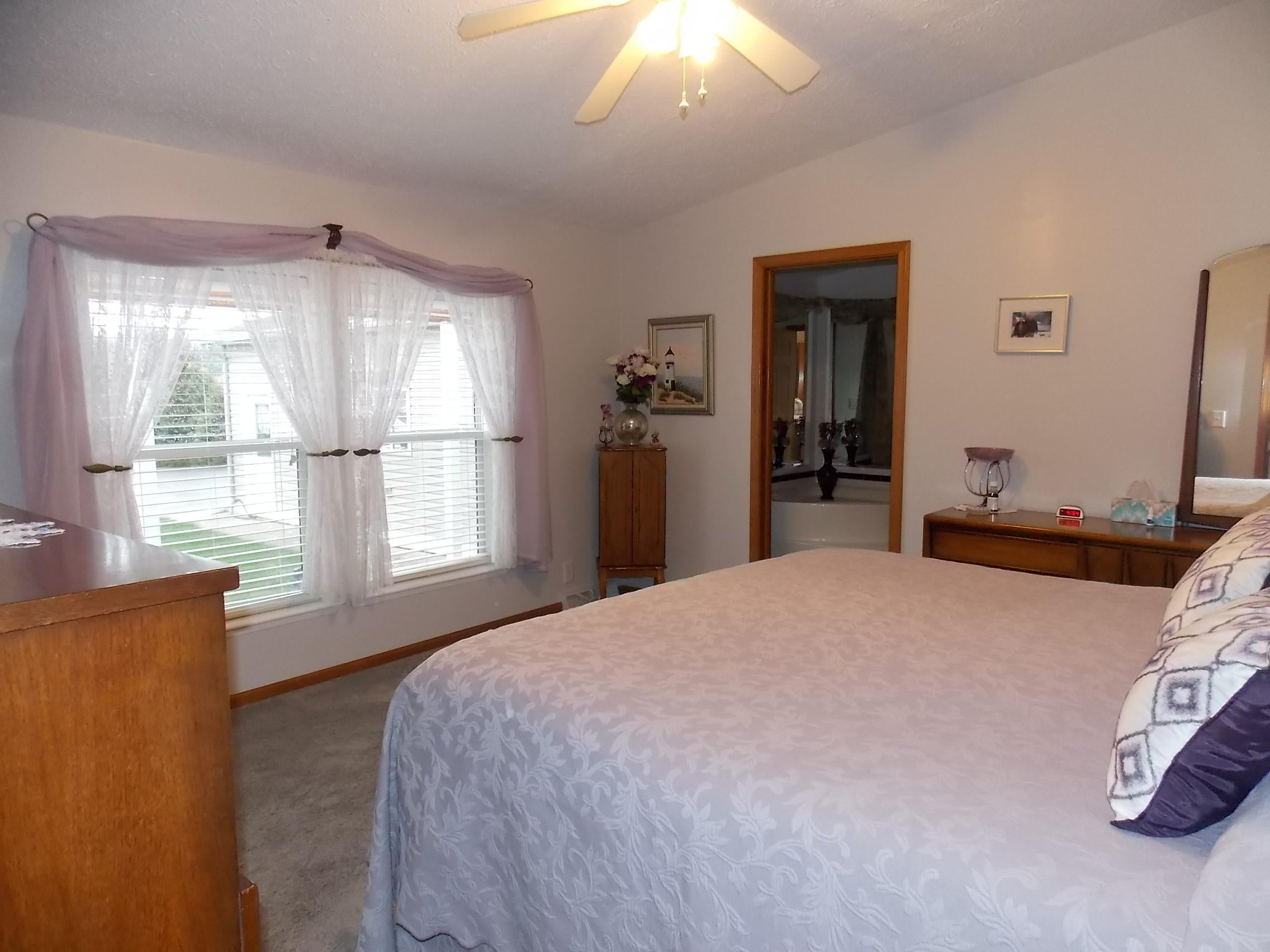 4916 Reflections Drive Cheboygan, MI 49721 - Photo 15 of 42 Gallery Image 15