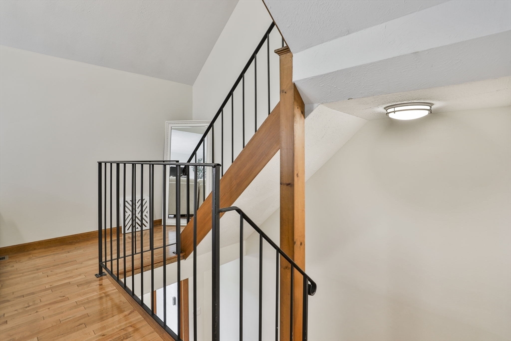 5 Tsienneto Road, Unit 32 Derry, NH 03038 - Photo 8 of 32