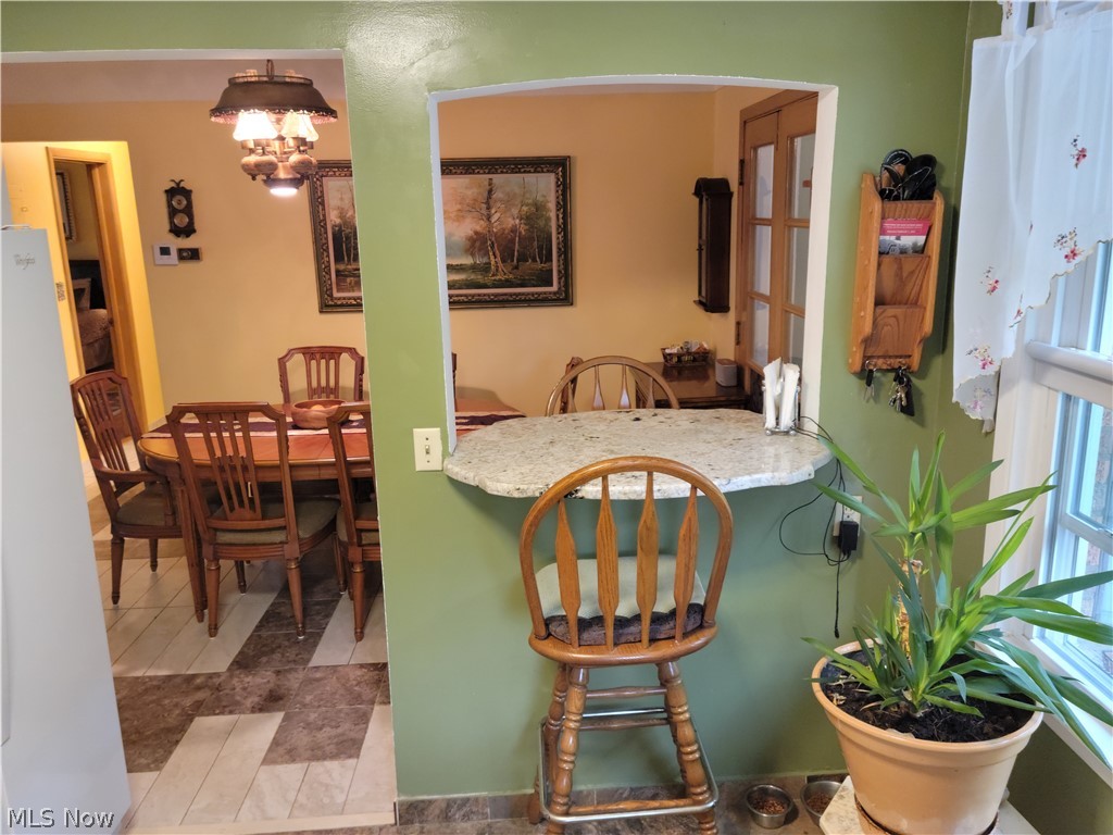 5451 Hauserman Road Cleveland, OH 44130 - Photo 5 of 29