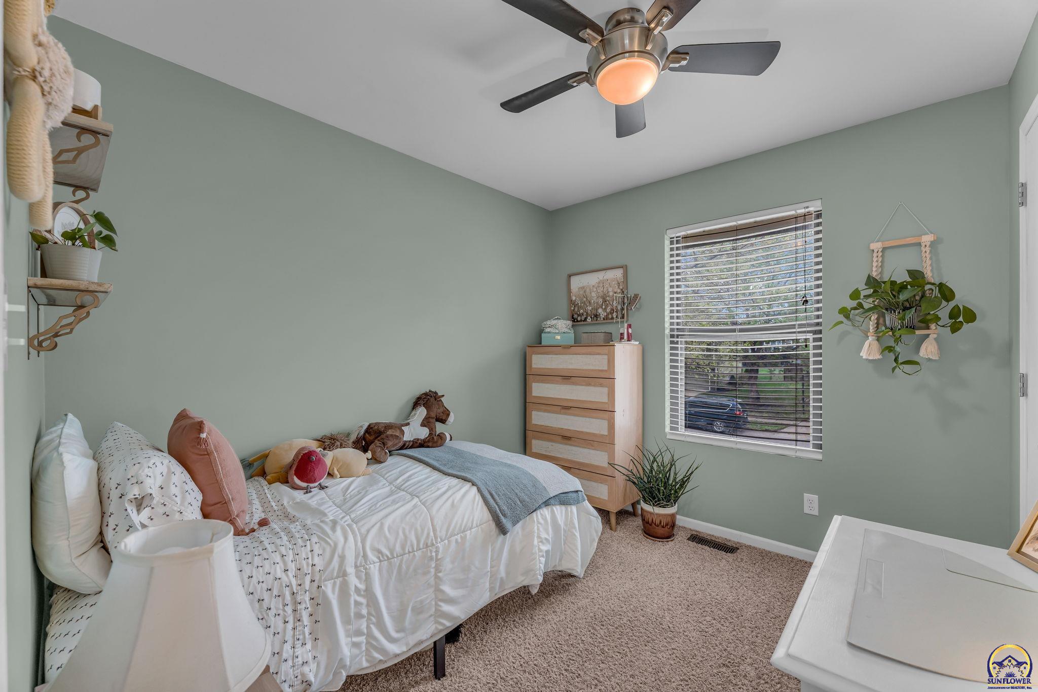 7401 Southwest 25th Street Topeka, KS 66614 - Photo 10 of 18