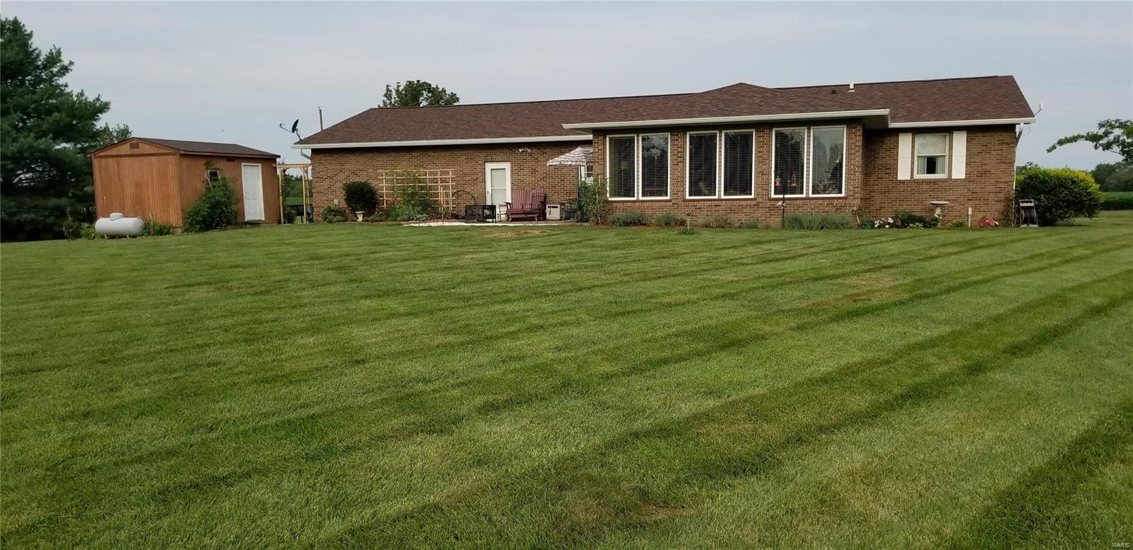 19628 Jones Road Jerseyville, IL 62052 - Photo 30 of 41 Gallery Image 30