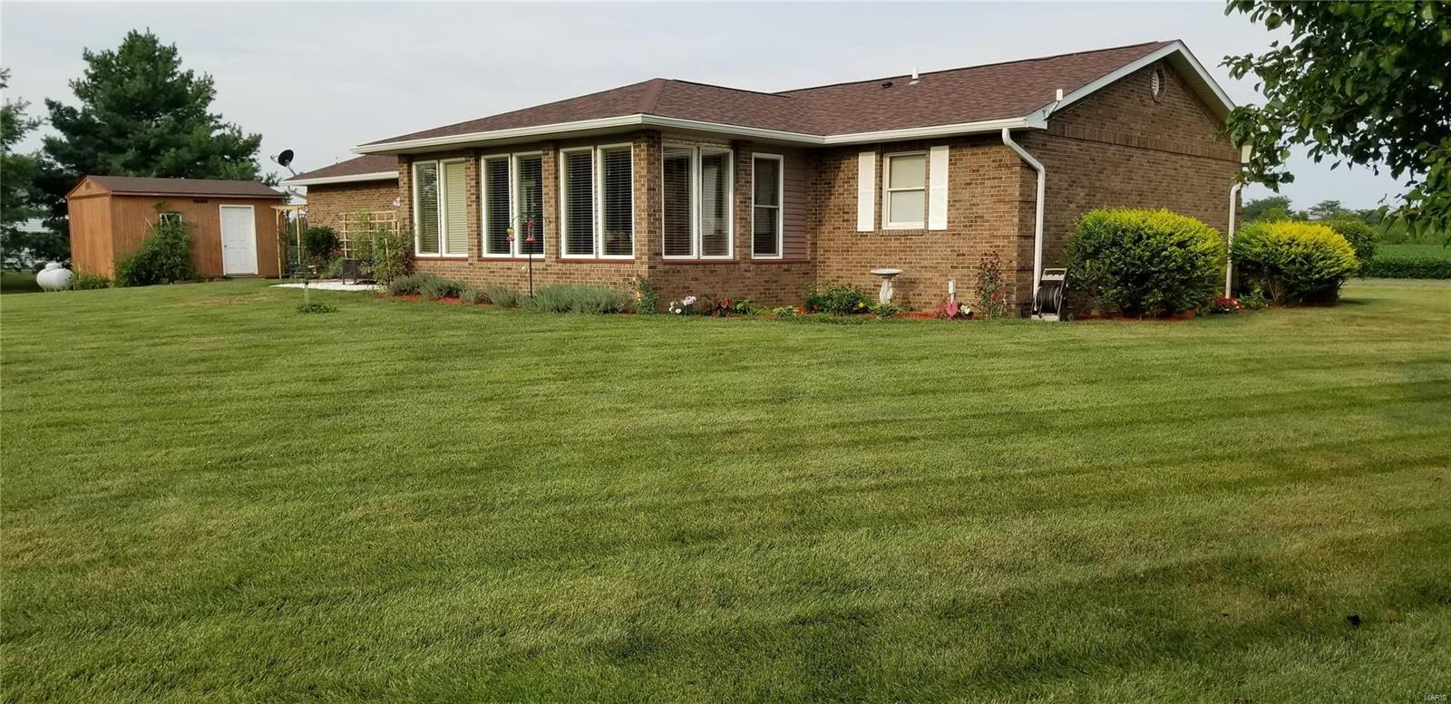 19628 Jones Road Jerseyville, IL 62052 - Photo 32 of 41 Gallery Image 32