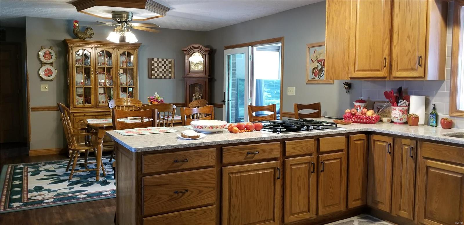 19628 Jones Road Jerseyville, IL 62052 - Photo 7 of 41 Gallery Image 7