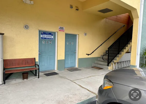 $5,999 | 325 Northeast 2nd Avenue, Unit 102, Delray Beach, FL 33444