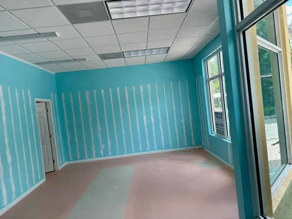 $5,999 | 325 Northeast 2nd Avenue, Unit 102, Delray Beach, FL 33444