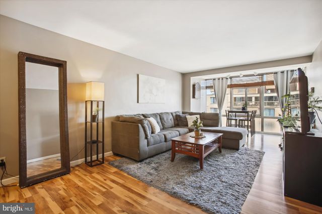 $318,500 | 730 24th Street Northwest, Unit 815, Washington, DC 20037