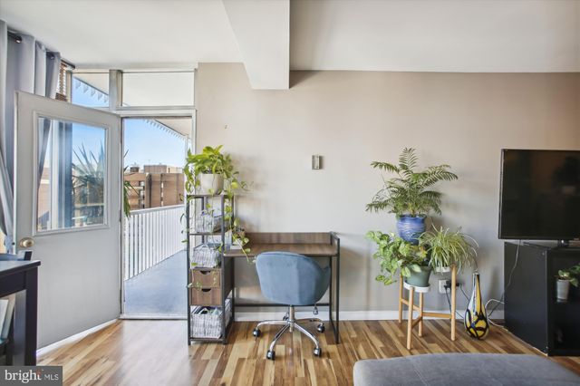 $318,500 | 730 24th Street Northwest, Unit 815, Washington, DC 20037