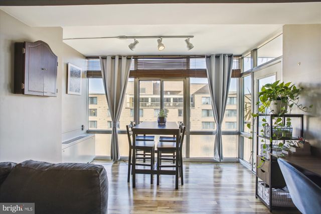 $318,500 | 730 24th Street Northwest, Unit 815, Washington, DC 20037