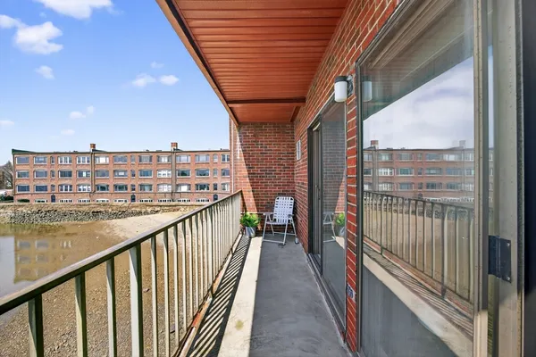 $499,000 | 247 Washington, Unit 9, Winthrop, MA 02152
