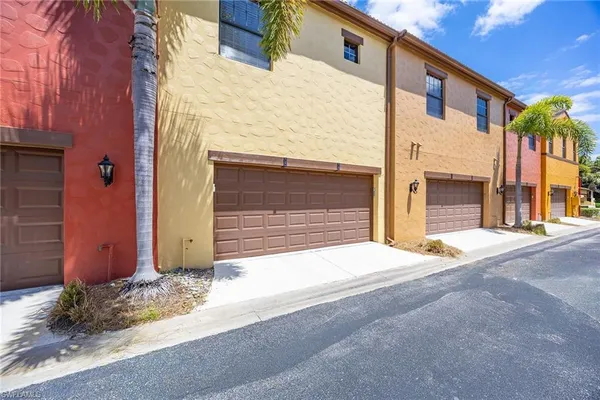 $7,500 | 8986 Cambria Circle, Unit 2204, Naples, FL 34113
