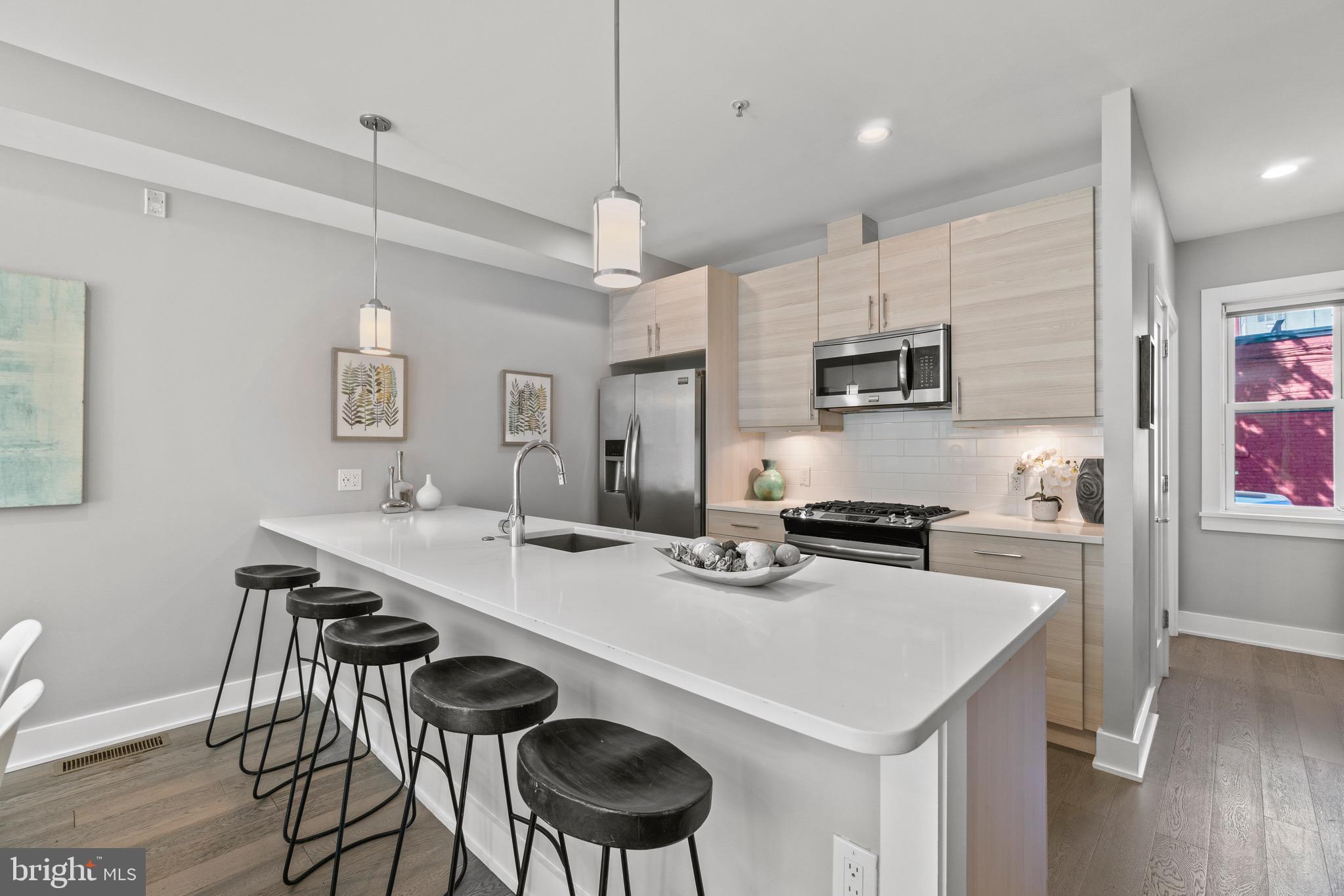 703 Newton Place Northwest, Unit 1 Washington, DC 20010 - Photo 17 of 35