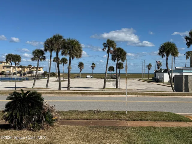 $2,990 | 1153 Belaire Drive, Daytona Beach, FL 32118