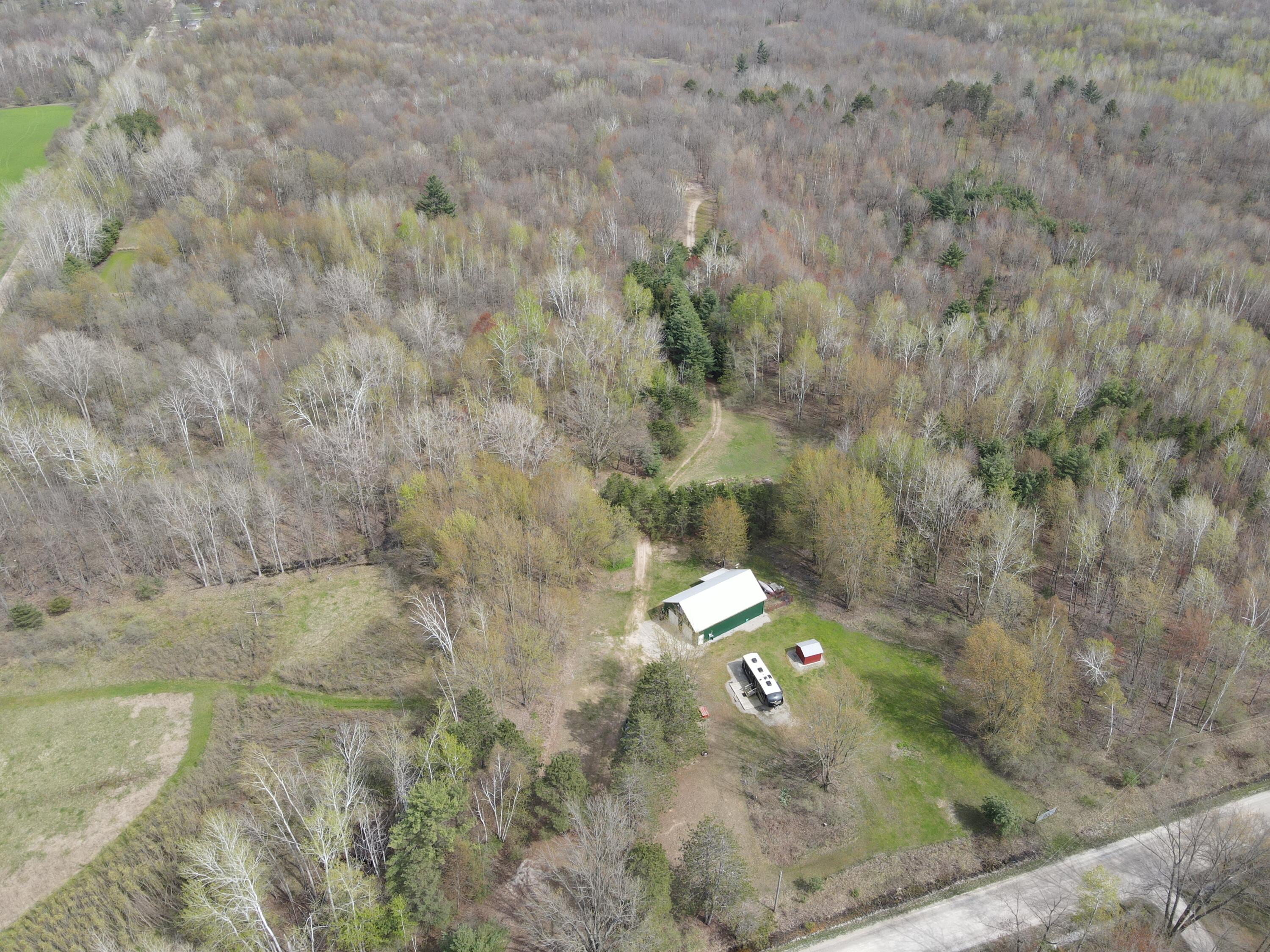 2954 North Carter Road Pinconning, MI 48650 - Photo 22 of 81 DJI_0319