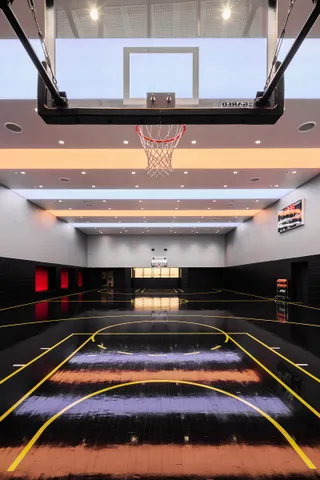 $1,352,000 | 252 South Street, Unit 22J | Two Bridges