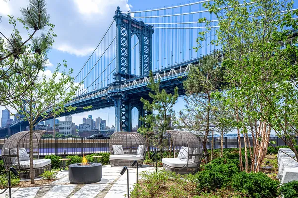 $1,305,000 | 252 South Street, Unit 22J | Two Bridges