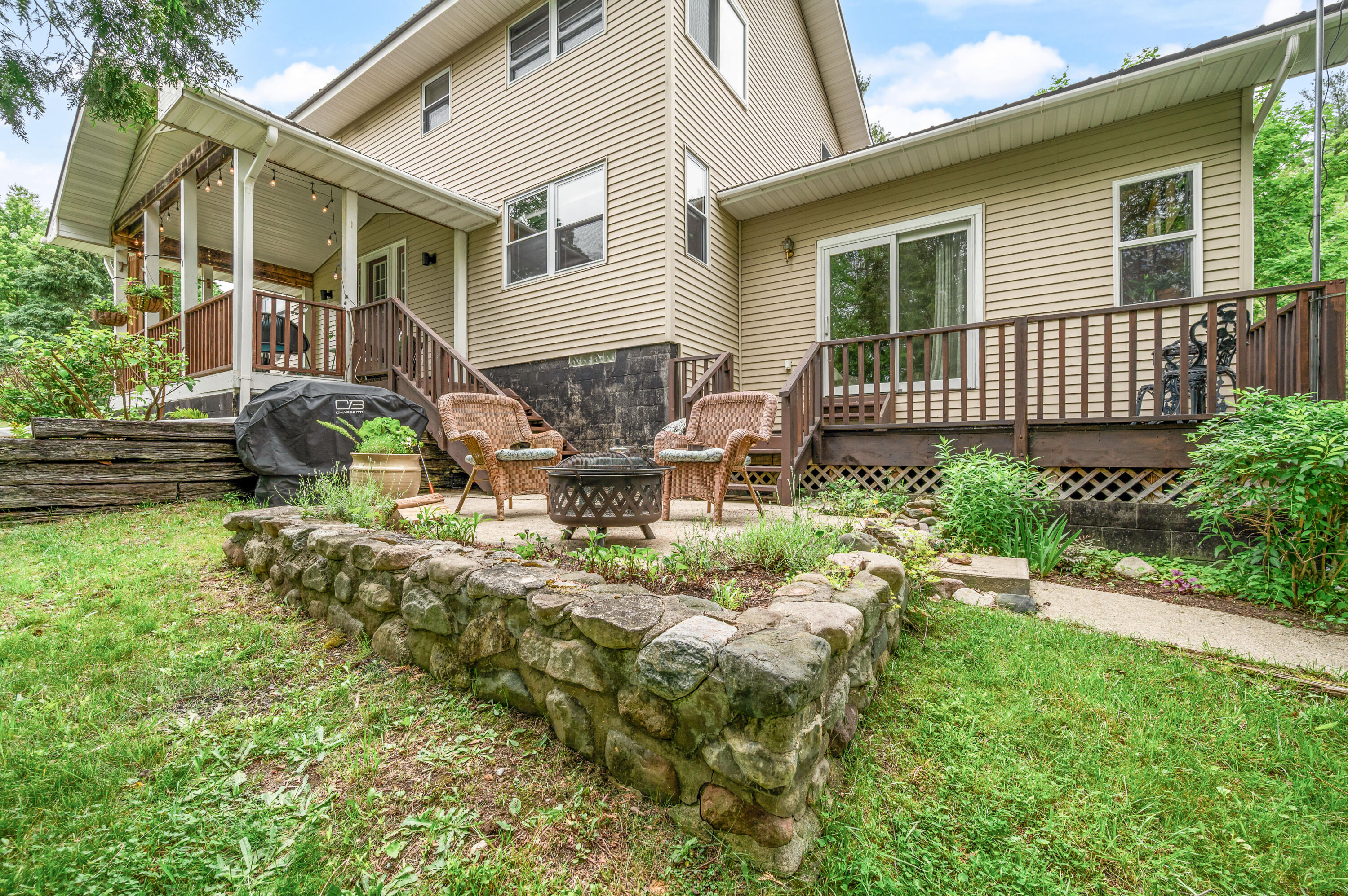 13325 Donna Road Big Rapids, MI 49307 - Photo 8 of 53 13325-DonnaDr-BigRapids-30