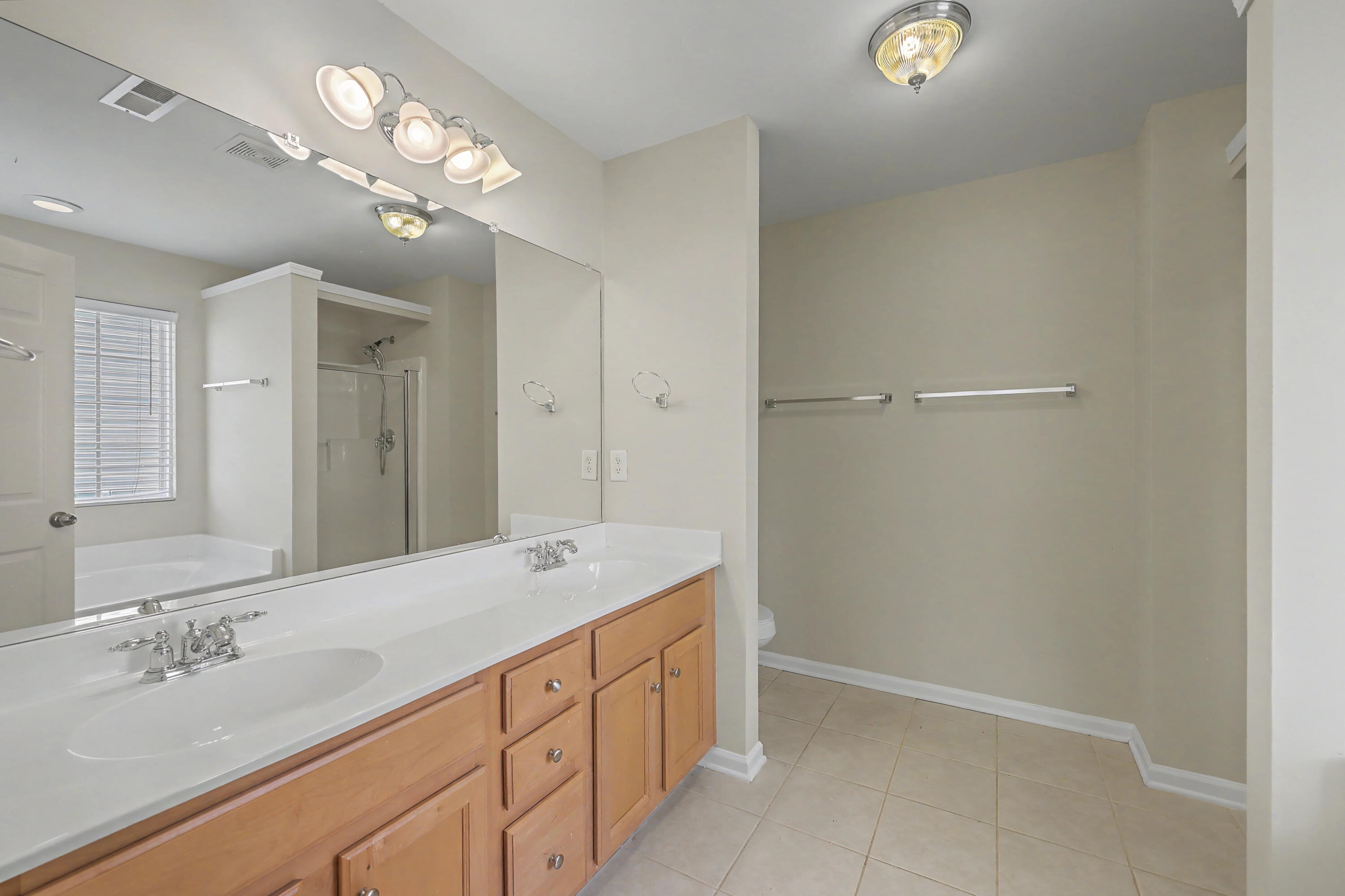 8959 North Red Maple Circle Summerville, SC 29485 - Photo 28 of 48 28_ZYN_2406_07_08_09_10_11_12