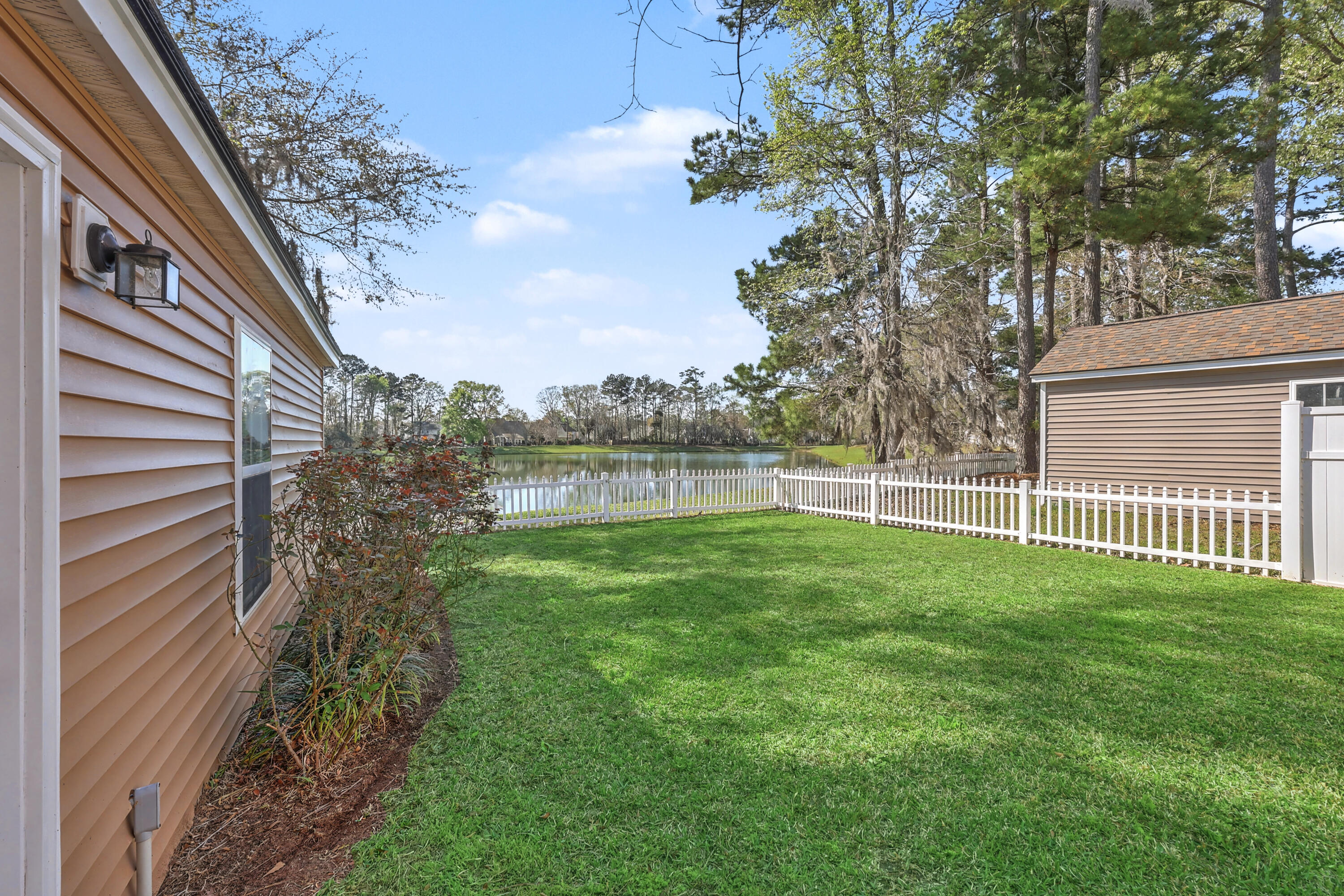 8959 North Red Maple Circle Summerville, SC 29485 - Photo 35 of 48 35_ZYN_2455_56_57_58_59_60_61