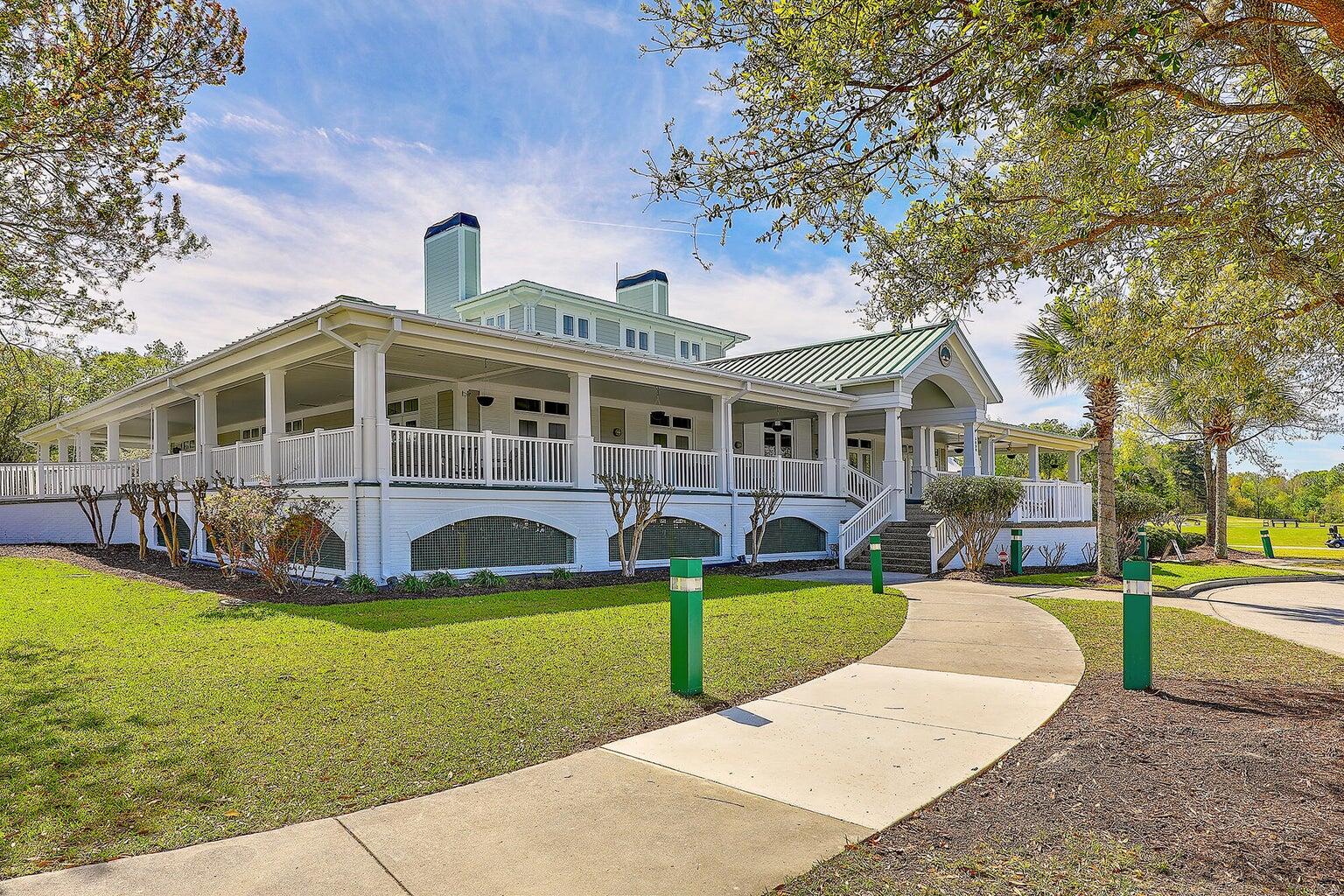 8959 North Red Maple Circle Summerville, SC 29485 - Photo 43 of 48 20260123152448572740000000-o