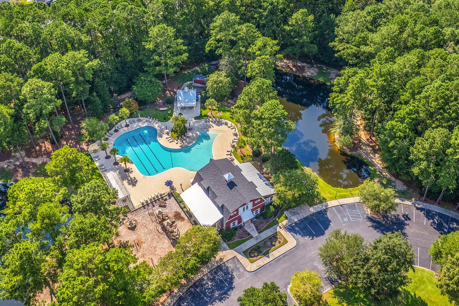8959 North Red Maple Circle Summerville, SC 29485 - Photo 45 of 48 20260123005650729615000000-o