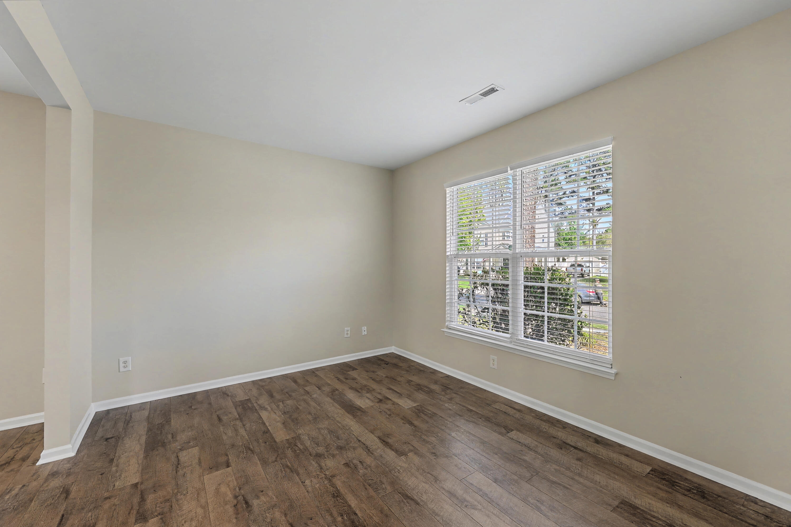 8959 North Red Maple Circle Summerville, SC 29485 - Photo 7 of 48 07_ZYN_2259_60_61_62_63_64_65