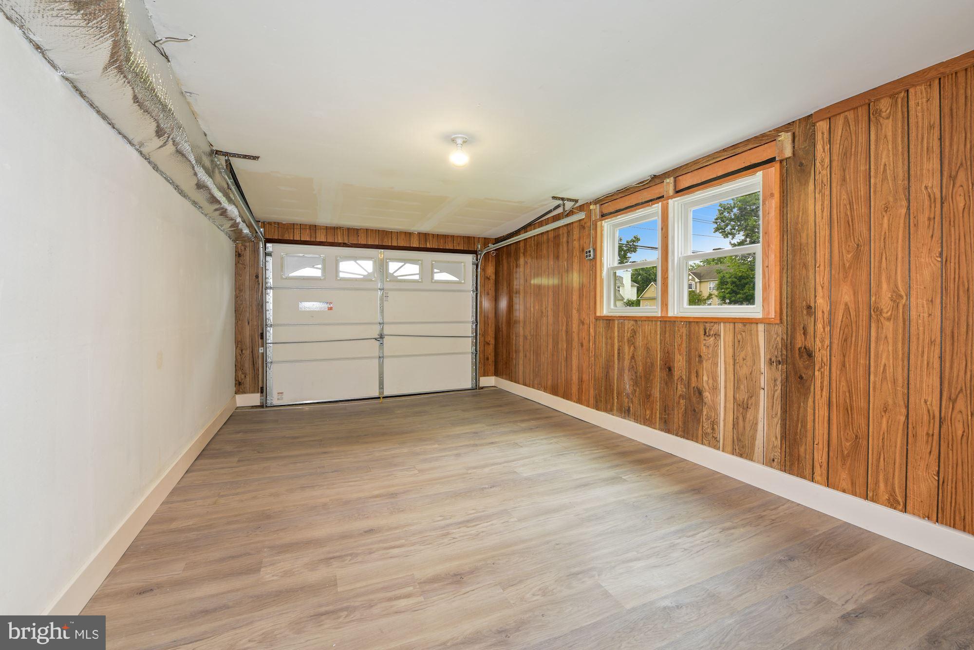 323 Parry Road Cinnaminson, NJ 08077 - Photo 32 of 32 Semi-Finished Garage