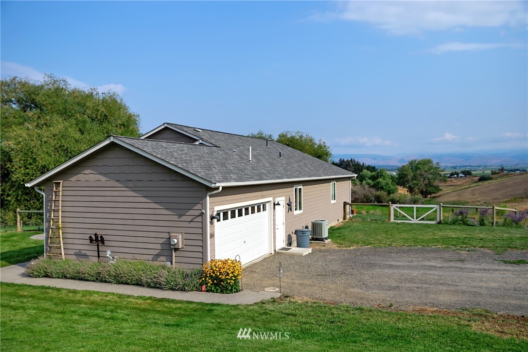 1384 Tozer Road Ellensburg, WA 98926 - Photo 32 of 39 Gallery Image 32